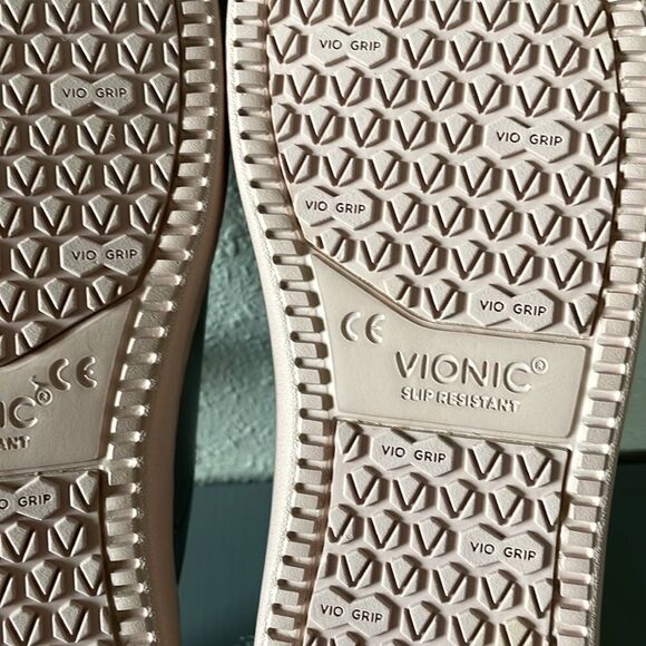 NIB Vionic Pink and Gray Walking Shoes Size 6.5 - Picture 8 of 9